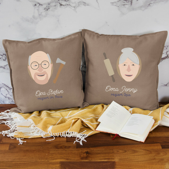 Opa regiert im Haus Oma regiert Opa - Kissen-Set Opa regiert im Haus Oma regiert Opa - Kissen-Set