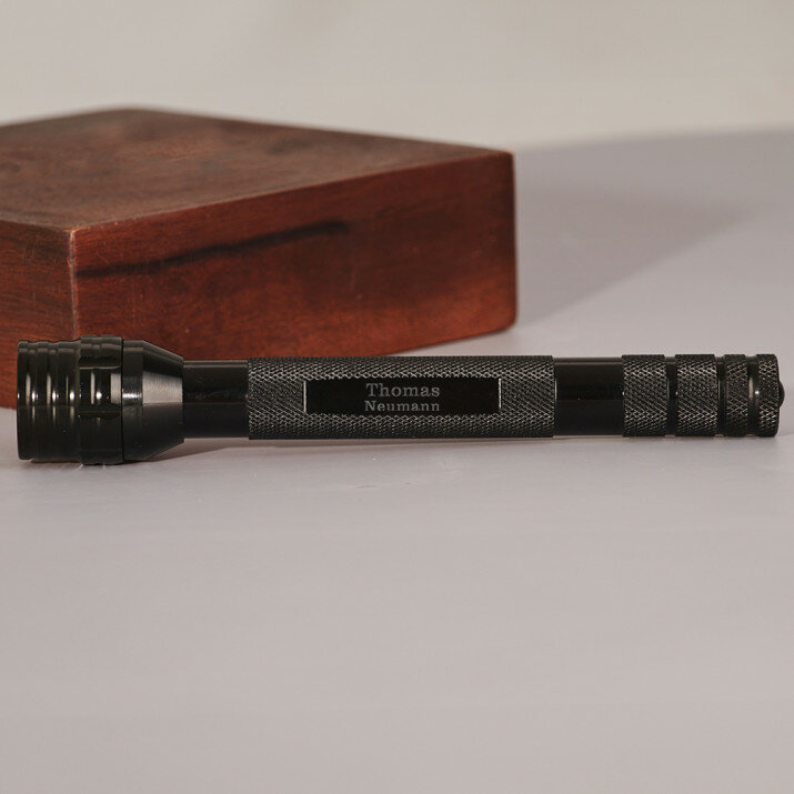 Vor- und Nachname - Taschenlampe mit Gravur