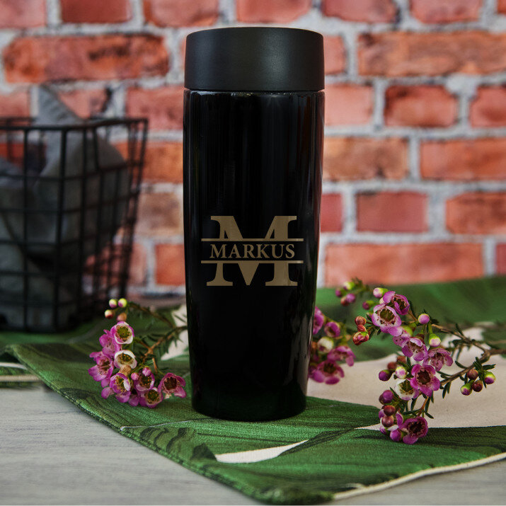 Initiale mit Namen - Thermobecher