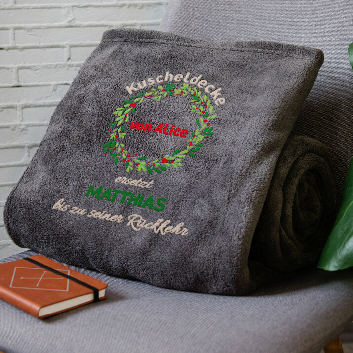 Kuscheldecke - Decke mit Stickerei