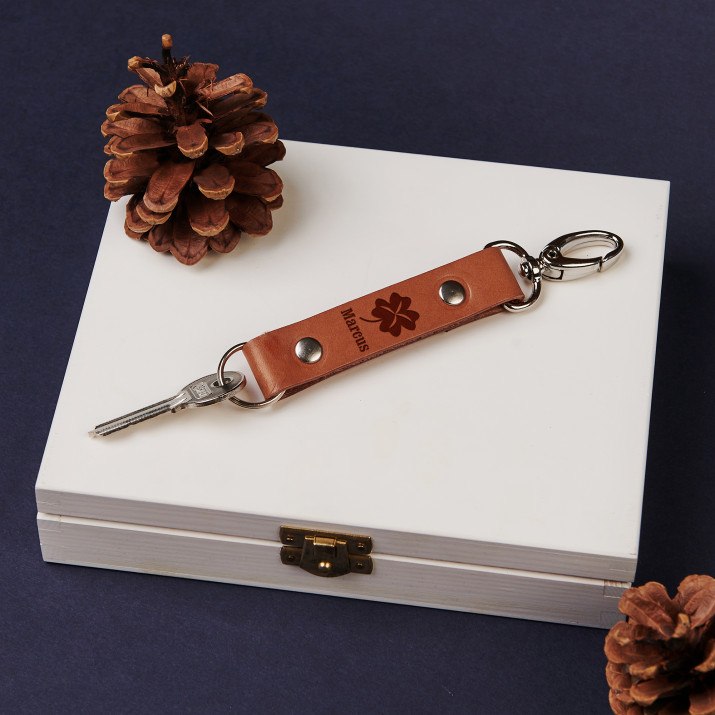 Kleeblatt - Schlüsselanhänger aus Leder
