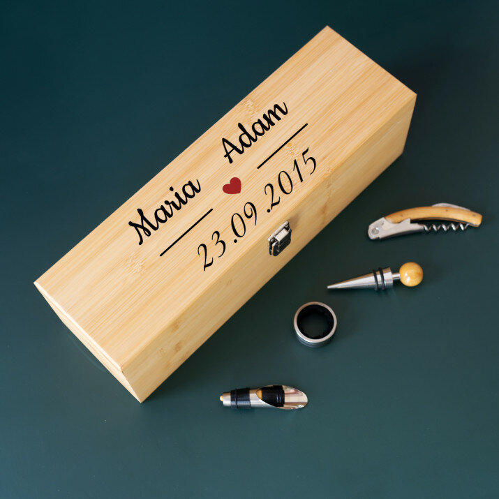 Unser Datum - Weinkiste mit Zubehör