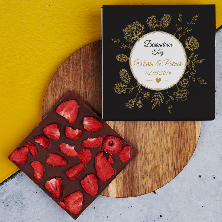 Besonderer Tag - Schokolade mit Erdbeeren