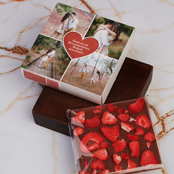 Fotos - Schokolade mit Erdbeeren