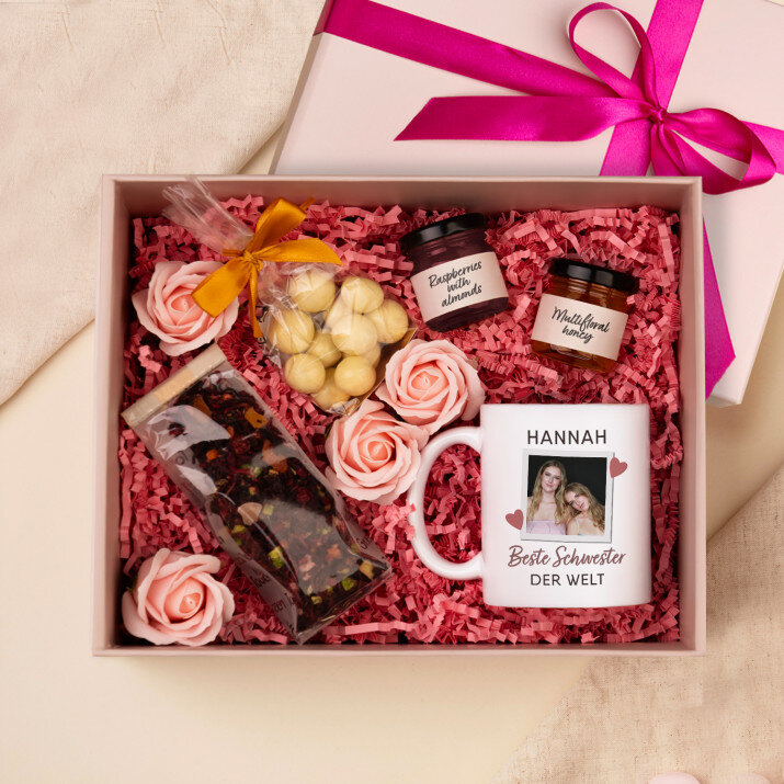 Set mit Tasse, Tee und Süßigkeiten Für die beste Schwester Set mit Tasse, Tee und Süßigkeiten Für die beste Schwester