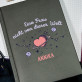 Frau nicht von dieser Welt - Notizbuch A5 mit Aufdruck Frau nicht von dieser Welt - Notizbuch A5 mit Aufdruck