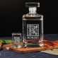Monogramm - Karaffe und Schnapsgläser - Set mit Gravur