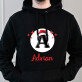 Weihnachtsinitiale mit namen - Schwarzer Kapuzenpullover für Herren