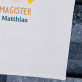 Frischgebackener Magister - T-Shirt mit Aufdruck für Herren