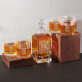 Hat ein Gläschen verdient - Whiskykaraffe und Whiskygläser - Set mit Gravur