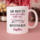 Set mit Tasse, Tee und Süßigkeiten Für eine Rentnerin