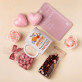 Tasse und Rosen-Spa-Set für eine Kindergärtnerin