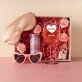Set mit einem Glas und einer Augenbinde Zum Valentinstag Set mit einem Glas und einer Augenbinde Zum Valentinstag