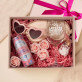 Set mit einem Glas und einer Augenbinde Für den Junggesellinnenabschied 3 Set mit einem Glas und einer Augenbinde Für den Junggesellinnenabschied 3