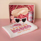 Geschenkset für einen Junggesellinnenabschied 2 mit Satinbademantel und Brille